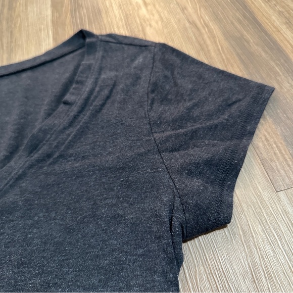 Women’s V-Neck Top - Picture 5 of 7